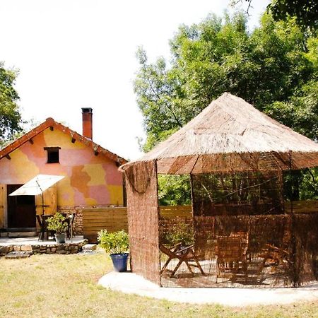 La Taniere Des Druides Luzech Exterior foto