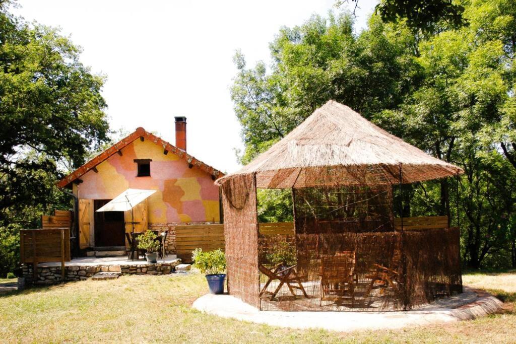 La Taniere Des Druides Luzech Exterior foto
